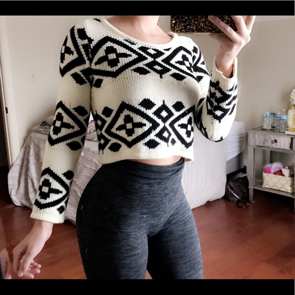 Minkpink black and white crop sweater